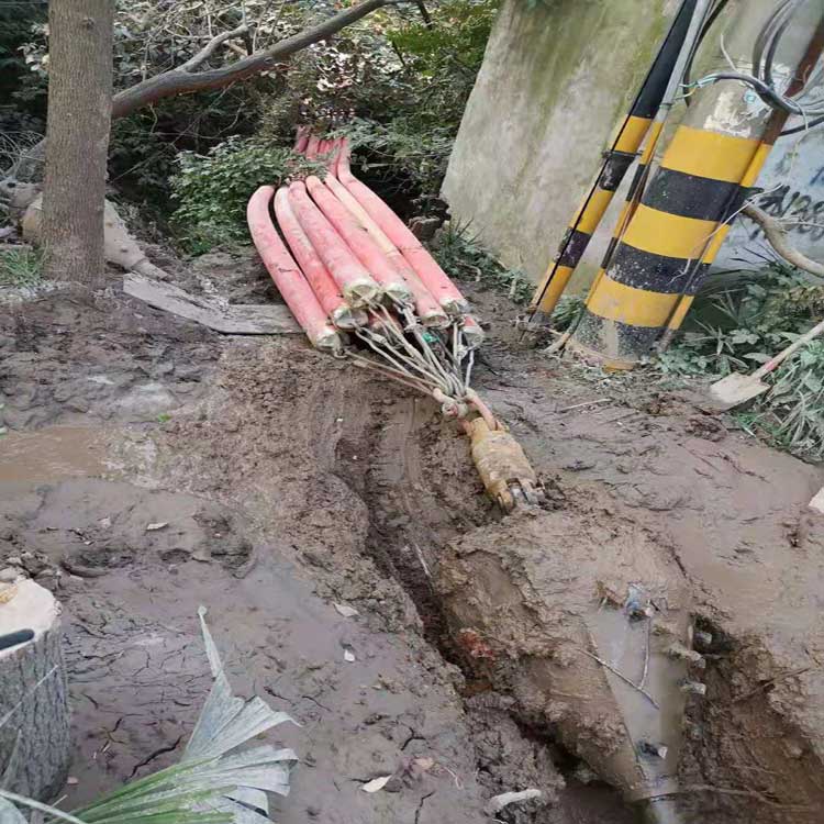 洪山拖拉管